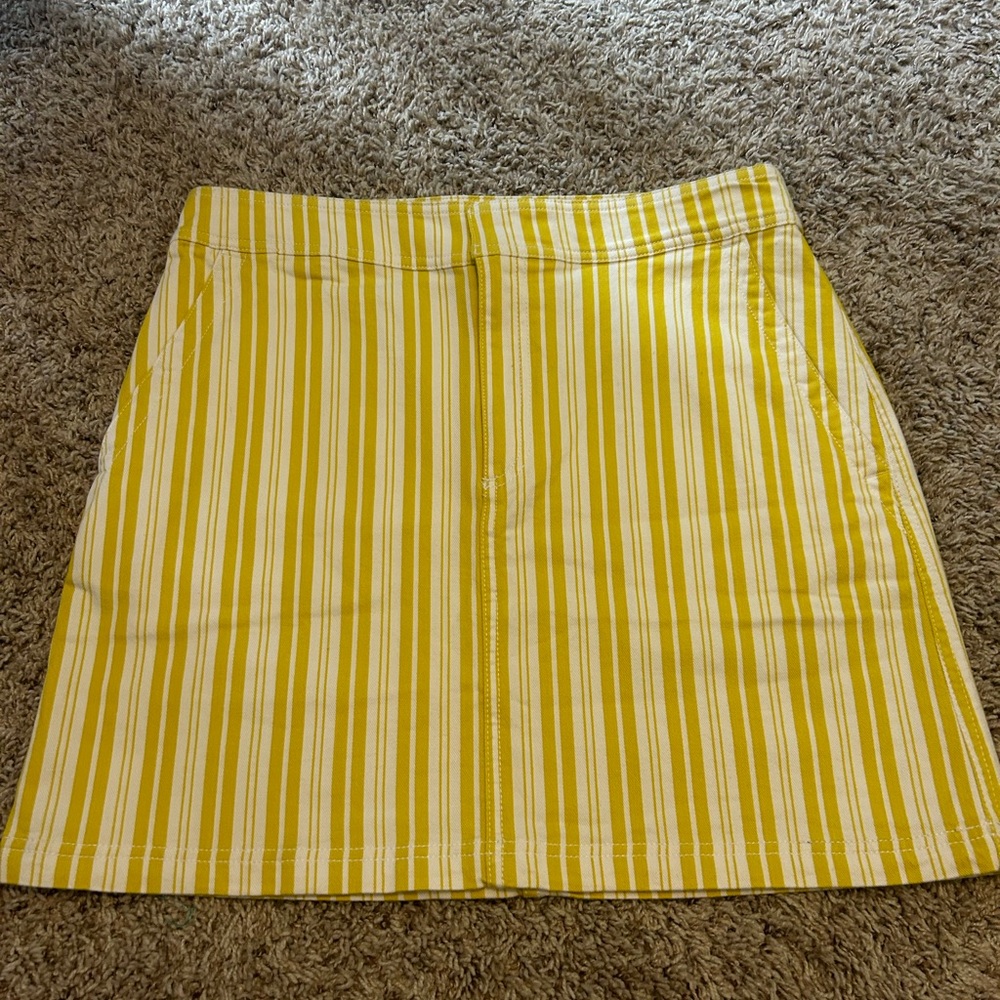 LOFT (NWT) yellow and white striped skirt Size 8